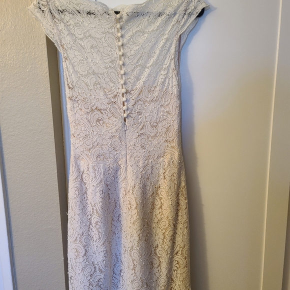 Encore Sheath Wedding Gown - Picture 10 of 13